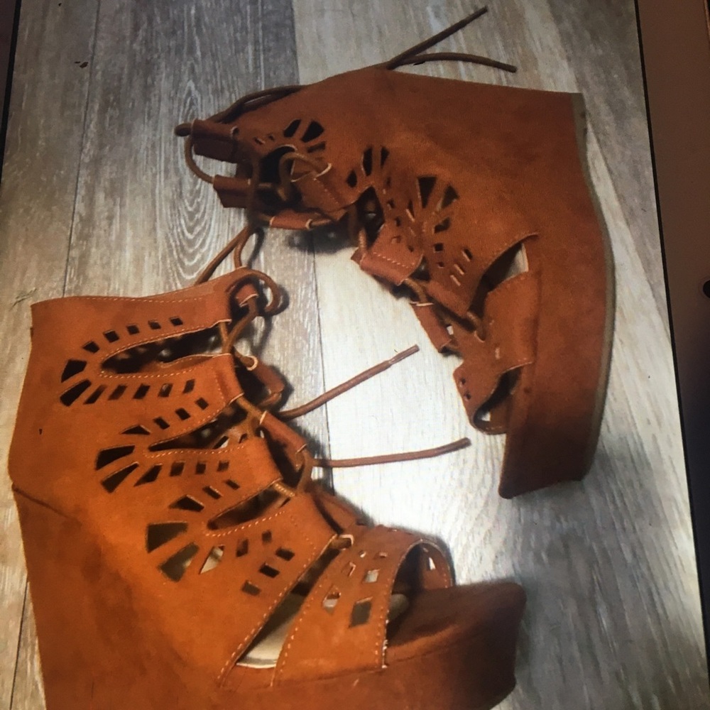Lucky brand wedges